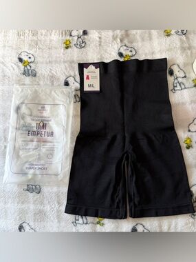 Shapermint Empetua High-Waisted Shaper Short,NWT